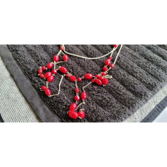 Kohls Large red necklace with Earrings - Picture 4 of 5